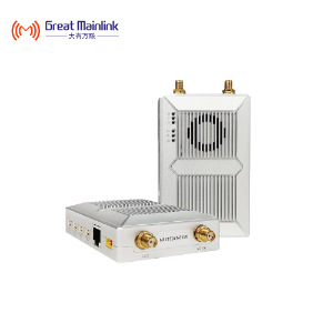 Long-range wireless transmission system M52 - Flight controller with FPV system